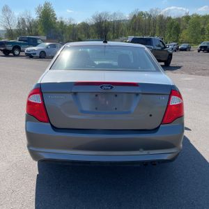 FORD FUSION SE - 7