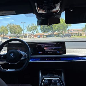 صورة مصغرة 37 لـ 2023 BMW I7 XDRIVE60