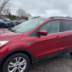 FORD ESCAPE SEL - 2