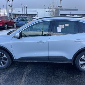 FORD ESCAPE PLATINUM - 4