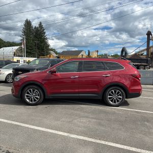 صورة 3 لـ 2017 Hyundai SANTA FE SE