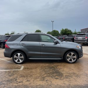 صورة 10 لـ 2018 Mercedes-BENZ GLE