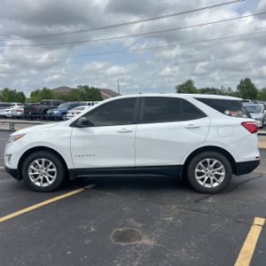 CHEVROLET EQUINOX LS - 3