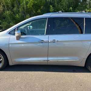 CHRYSLER PACIFICA LIMITED - 3