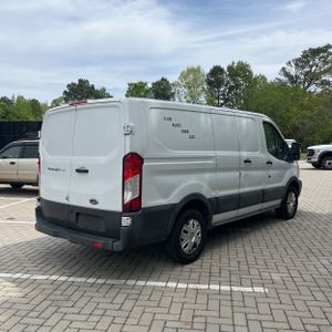Ford Transit 150 - 8