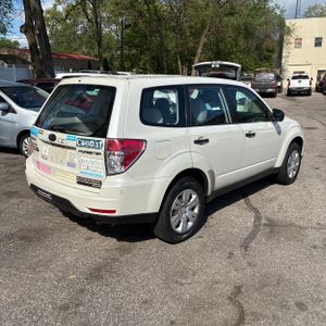 SUBARU FORESTER X - 8