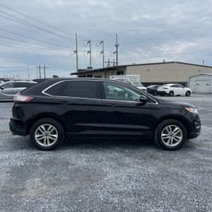 FORD EDGE SEL - 10