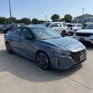 2025 Nissan SENTRA SR photo 10