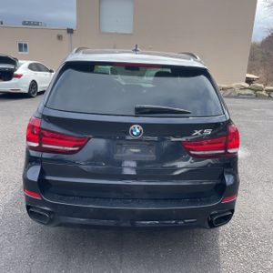 BMW X5 XDRIVE50I - 7