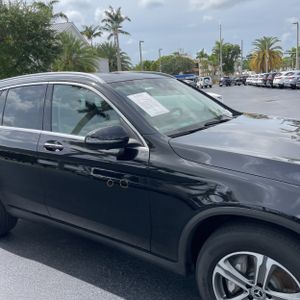 2022 Mercedes-BENZ GLC — миниатюра 13