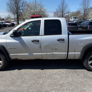 DODGE RAM 1500 SLT - 4