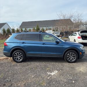 VOLKSWAGEN TIGUAN SE 4MOTION - 10