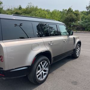 2023 LAND Rover DEFENDER 130 X-DYNAMIC SE — фото 8
