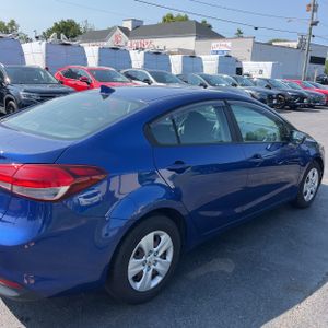 2018 KIA FORTE LX — фото 9