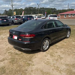 VOLKSWAGEN PASSAT S - 8