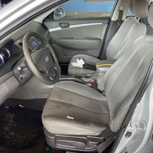 2010 Hyundai SONATA GLS — миниатюра 31