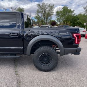 FORD F-150 RAPTOR - 6