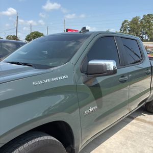2026 Chevrolet SILVERADO 1500 LT 照片 2