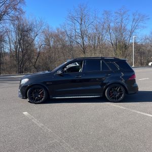 MERCEDES-BENZ GLE AMG - 3