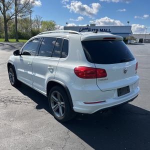 VOLKSWAGEN TIGUAN 2.0T SPORT 4MOTION - 5