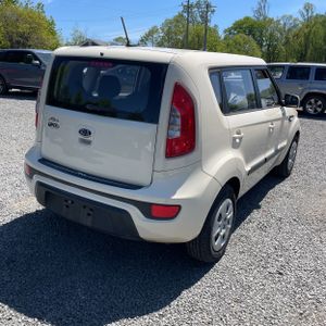 KIA SOUL BASE - 8