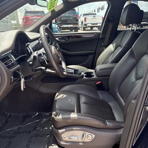 صورة مصغرة 31 لـ 2023 Porsche MACAN T