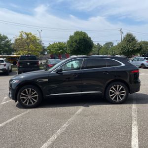صورة 3 لـ 2022 Jaguar F-PACE P250 S