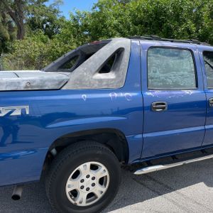 CHEVROLET AVALANCHE 1500 - 9