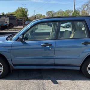 SUBARU FORESTER X - 4