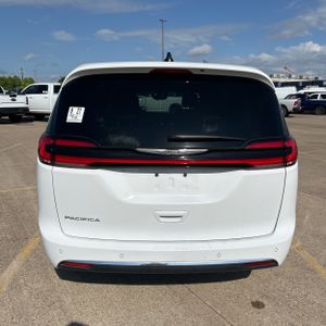 CHRYSLER PACIFICA SELECT - 7