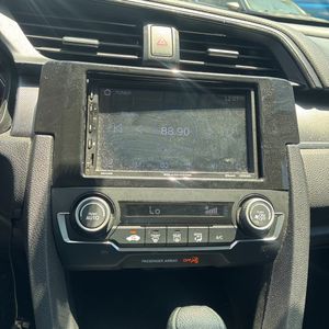 صورة مصغرة 36 لـ 2018 Honda CIVIC LX