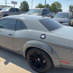 صورة 6 لـ 2019 Dodge CHALLENGER R/T SCAT PACK