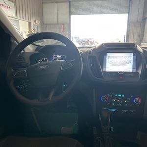 صورة مصغرة 36 لـ 2018 FORD ESCAPE SE