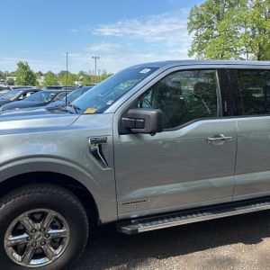 FORD F-150 XLT - 2