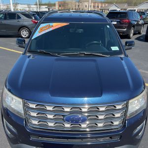 FORD EXPLORER XLT - 6