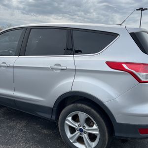 FORD ESCAPE SE - 6