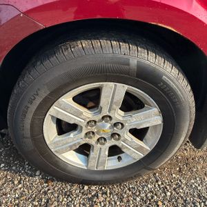 2010 Chevrolet TRAVERSE LT photo 17