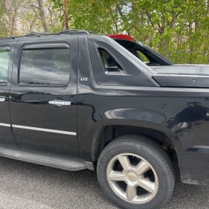 CHEVROLET AVALANCHE LTZ - 6