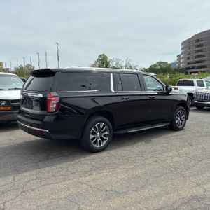 CHEVROLET SUBURBAN LT - 8