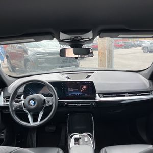 2025 BMW X1 XDRIVE28I — миниатюра 36