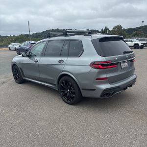 صورة 5 لـ 2024 BMW X7 M60I