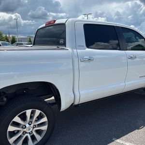 2016 Toyota TUNDRA LIMITED — фото 9