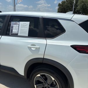 2024 Nissan ROGUE SV 照片 6