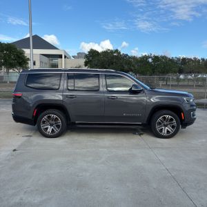 JEEP WAGONEER SERIES III - 10