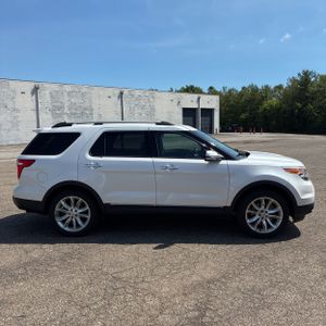 FORD EXPLORER LIMITED - 10