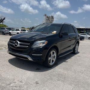 صورة 1 لـ 2018 Mercedes-BENZ GLE