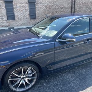صورة 2 لـ 2026 Genesis G70 2.5T STANDARD