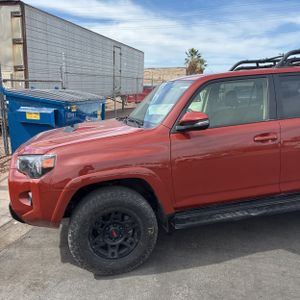 TOYOTA 4RUNNER - 2
