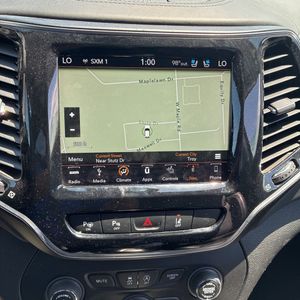 صورة مصغرة 39 لـ 2019 JEEP CHEROKEE OVERLAND