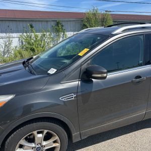 FORD ESCAPE TITANIUM - 2